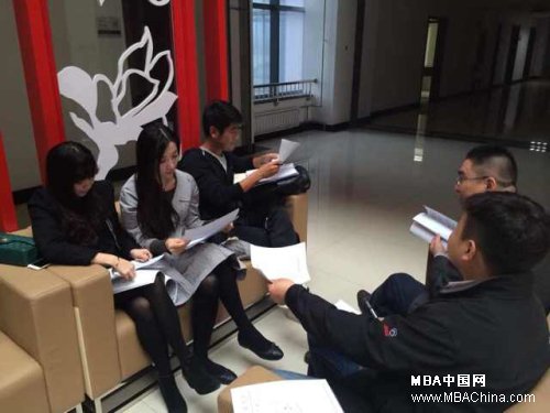中国政法大学2014级MBA全力备战国际企业管